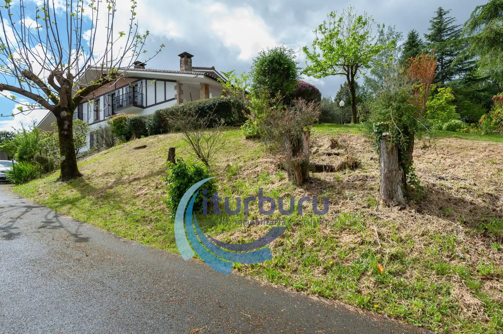 Casa o chalet en venta en Zamudio con Calefacción, Jardín privado y Terraza