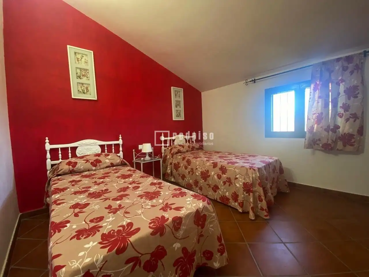 Habitación de Casa o chalet en venta en Málaga con Calefacción, Jardín privado y Terraza
