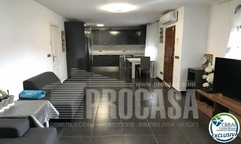 Cuina de Casa o xalet en venda en Roses amb Aire condicionat, Calefacció i Terrassa