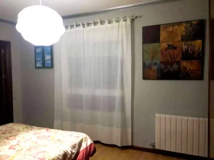 Dormitori de Pis en venda en Linares amb Aire condicionat i Calefacció