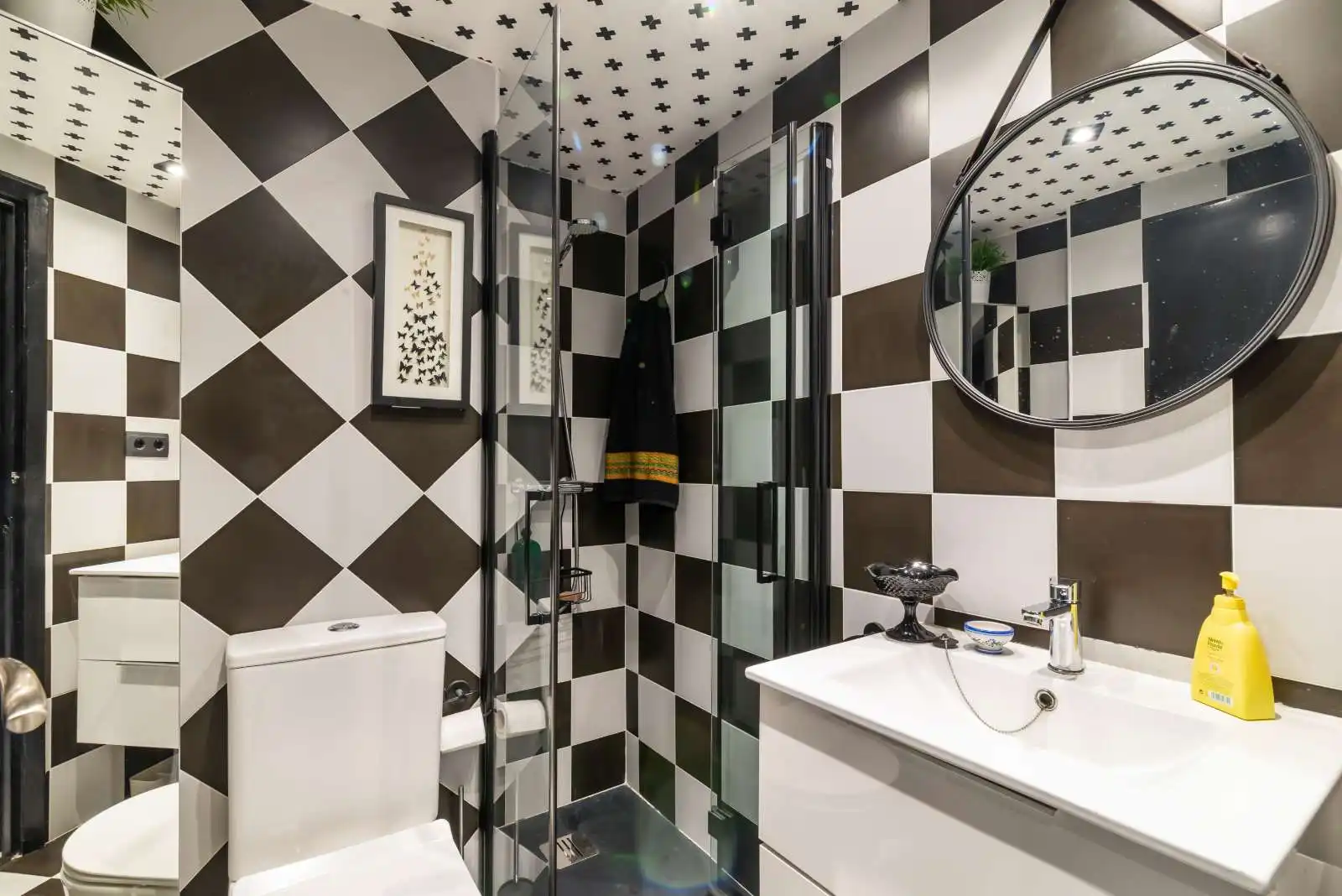 Bathroom of Attic for sale in Madrid  with Heating, Terrace and Storage room
