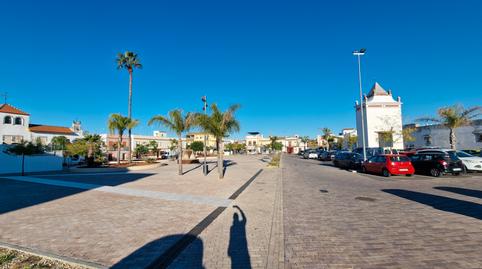 Foto 3 de Casa adosada en venta en Calle Guadalquivir, Casco Antiguo, Mairena del Aljarafe