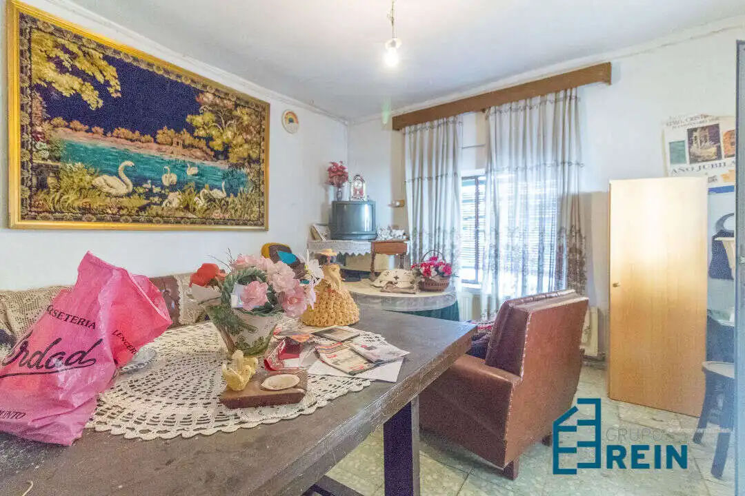 Sala d'estar de Casa o xalet en venda en Yuncler amb Traster