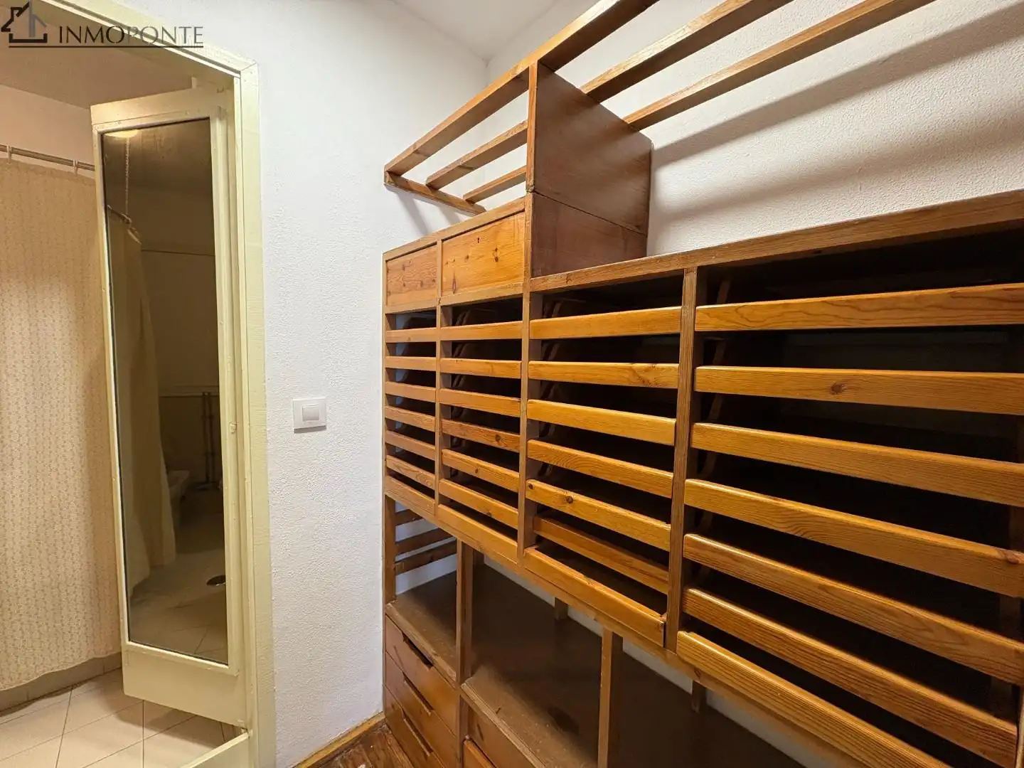 Flat for rent in Pontevedra Capital 