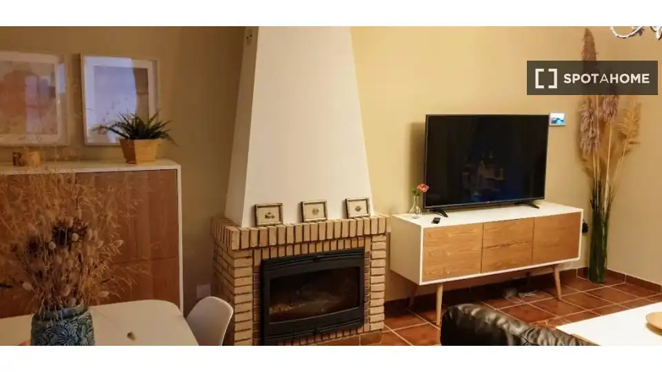 Room in Las Lagunas - Campano