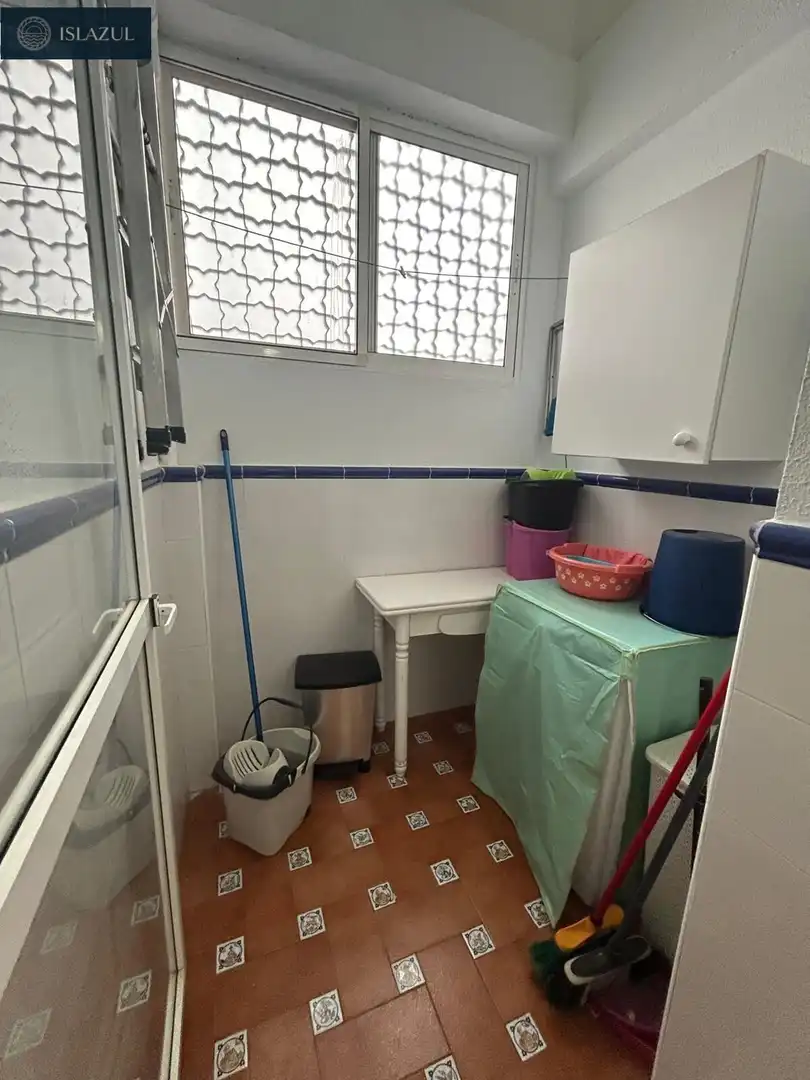 Cuina de Casa adosada en venda en Isla Cristina amb Terrassa, Traster i Moblat