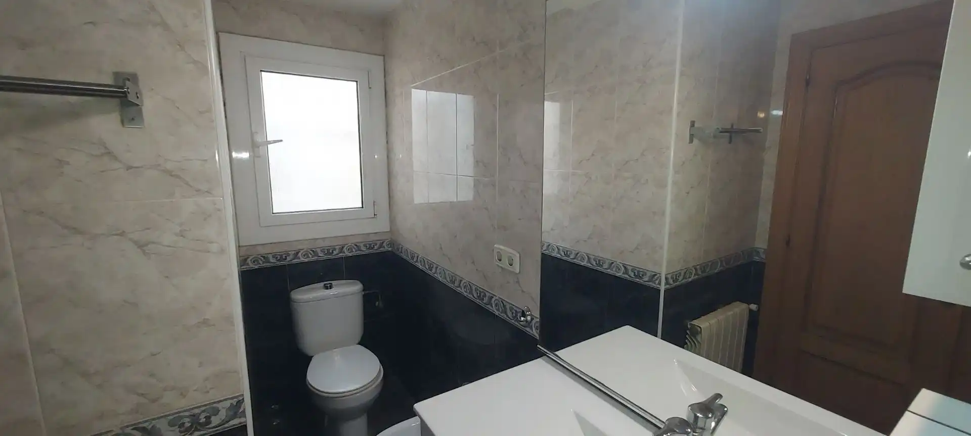 Baño de Piso en venta en Barberà del Vallès con Calefacción