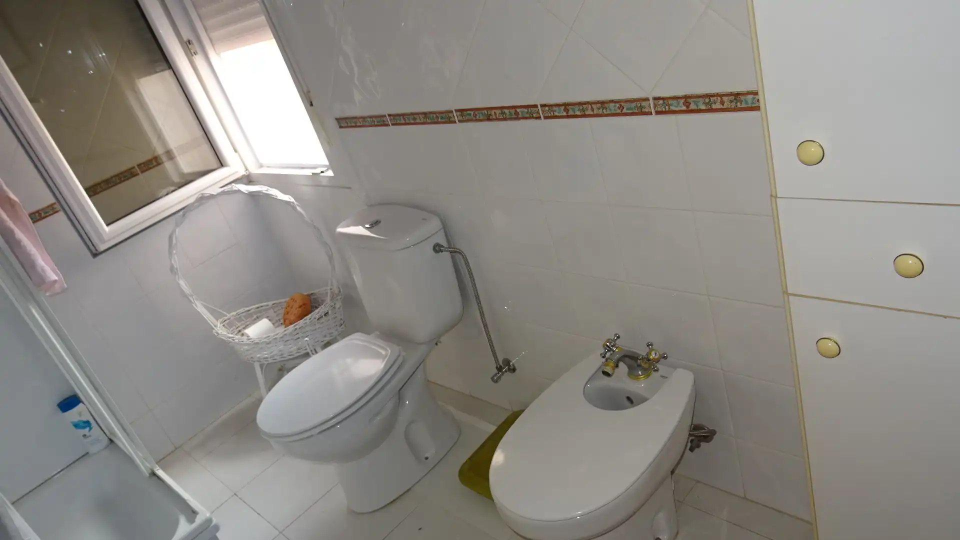 Bathroom of Houses for sale in El Campello  with Air Conditioner, Heating and Private garden