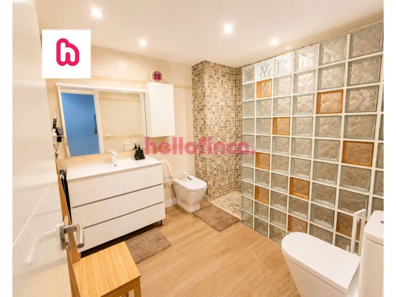Bathroom of Detached homes for sale in El Vendrell  with Air Conditioner, Heating and Private garden