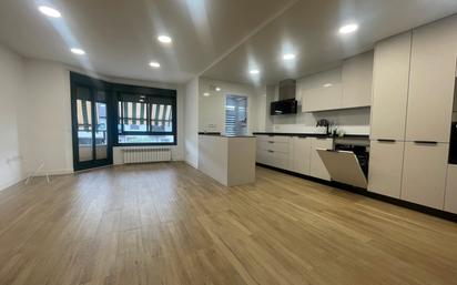 Kitchen of Flat for sale in Alcalá de Henares  with Air Conditioner, Heating and Parquet flooring