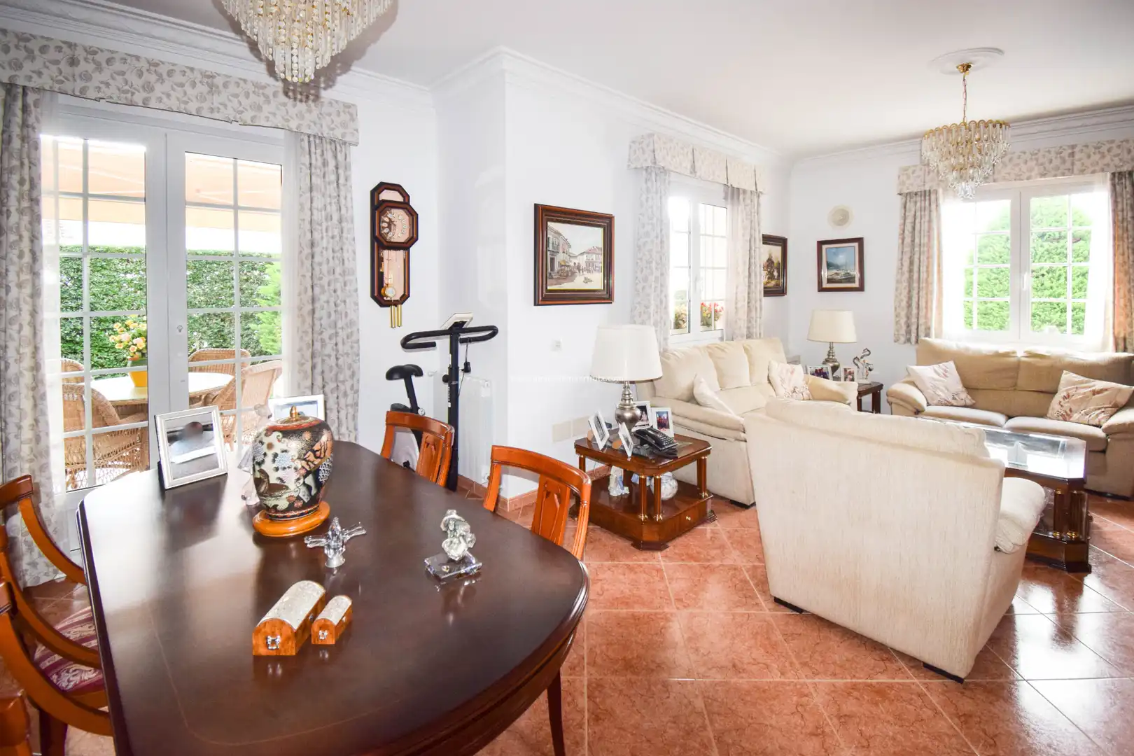Chalet con piscina en venta en Cala en Blanes, imagen 4