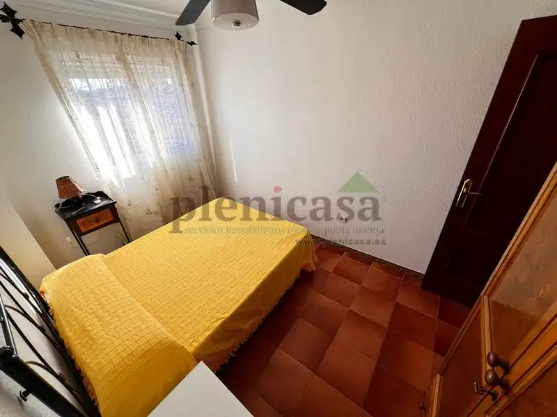 Habitación de Piso en venta en Punta Umbría con Terraza, Trastero y Amueblado
