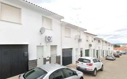 Exterior view of Single-family semi-detached for sale in Alburquerque  with Air Conditioner