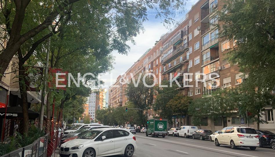 Photo 1 of Apartment for sale in El Viso, Madrid