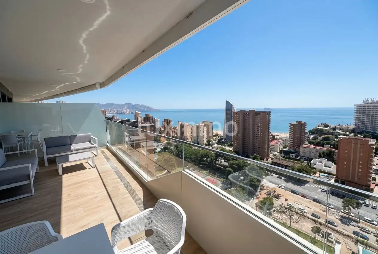 Bedroom of Flat for sale in Benidorm  with Air Conditioner, Heating and Private garden