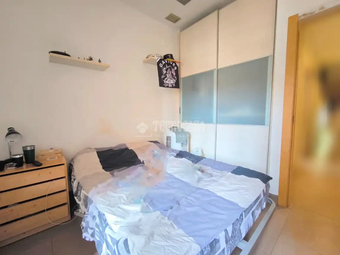Habitación de Piso en venta en Barcelona con Balcón