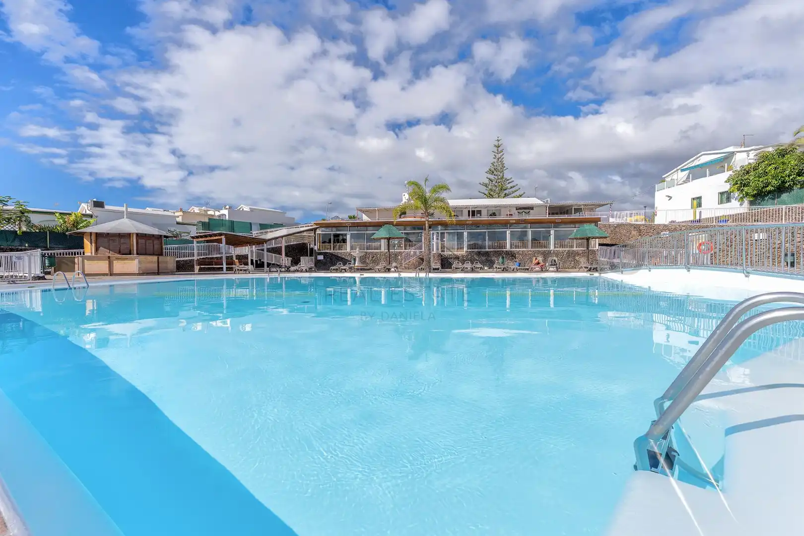 Piscina de Casa o xalet de lloguer en San Bartolomé de Tirajana amb Aire condicionat, Calefacció i Jardí privat