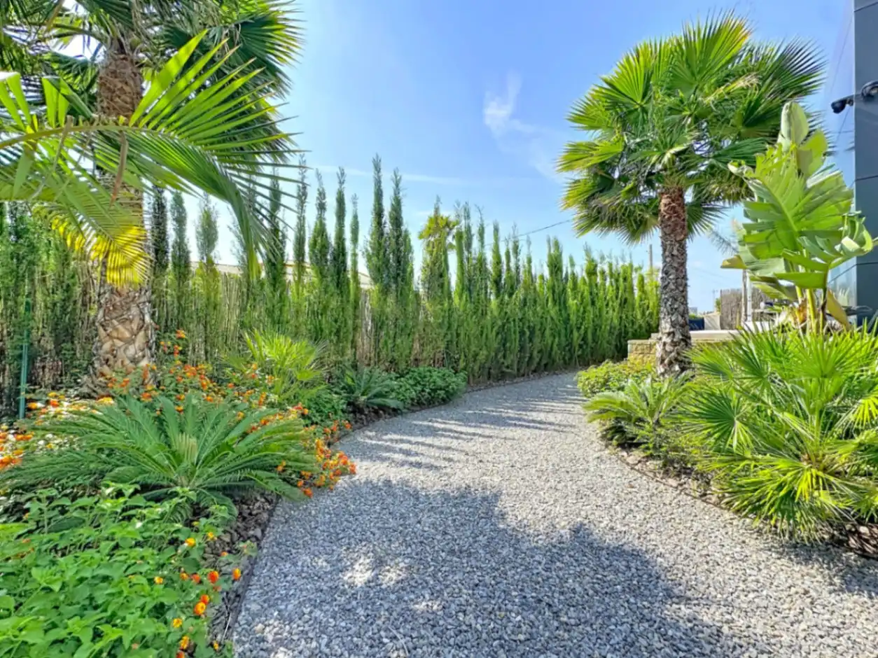 Chalet con piscina en venta en Marisol Park - Ortembach - Los Almendros, imagen 57