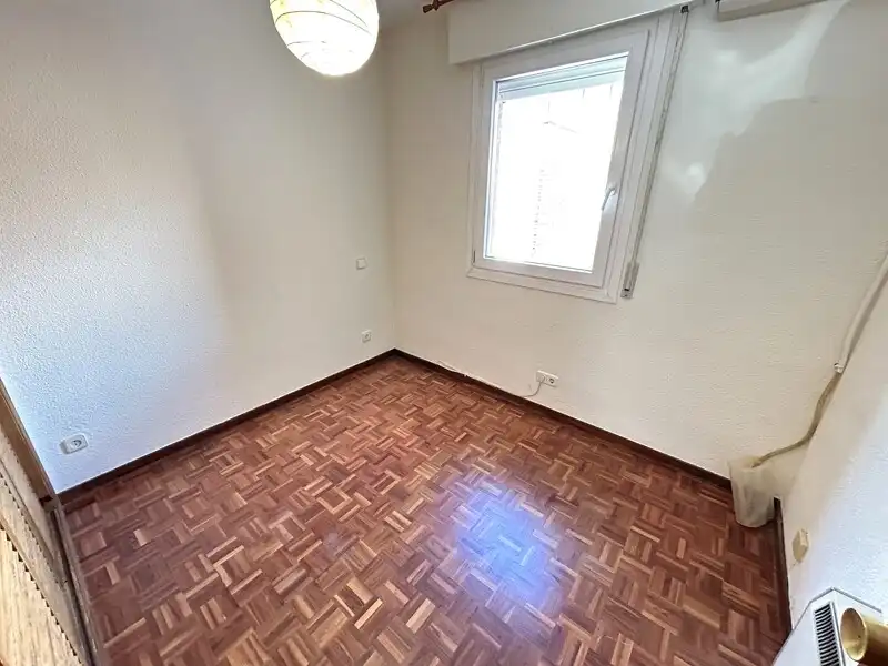 Habitación de Piso en venta en Madrid con Aire acondicionado y Calefacción