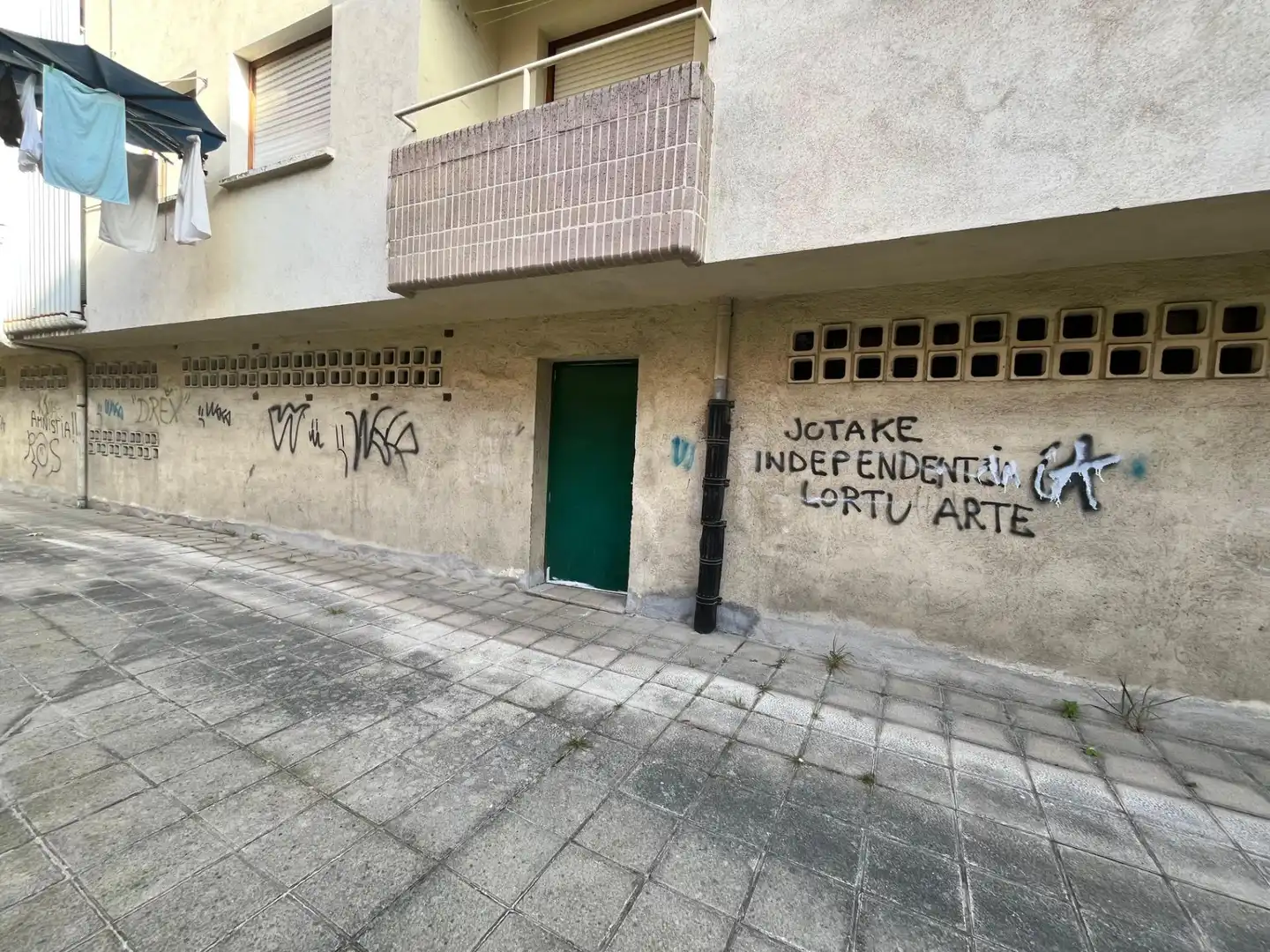 Exterior view of Storage room for sale in Basauri 