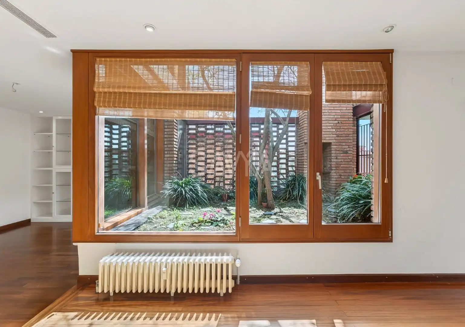 Attic for sale in Barcelona  with Terrace, Storage room and Swimming Pool