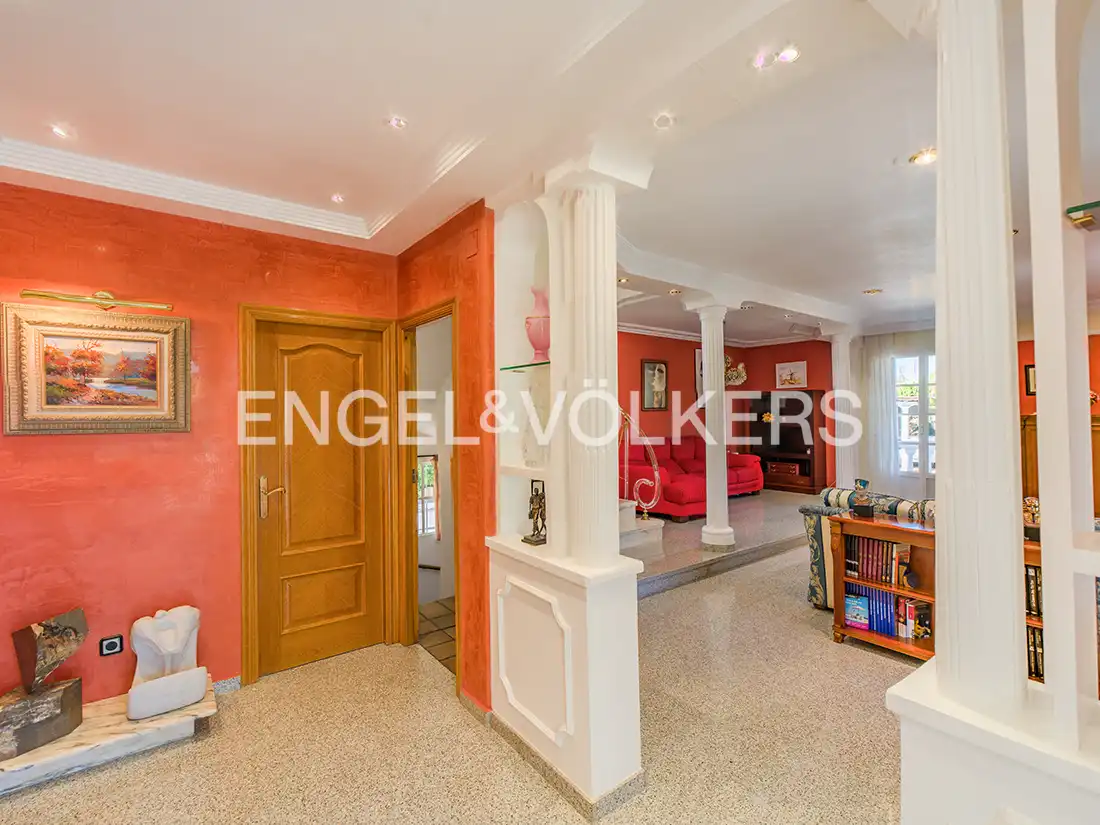 Houses for sale in San Vicente del Raspeig / Sant Vicent del Raspeig  with Air Conditioner, Heating and Private garden
