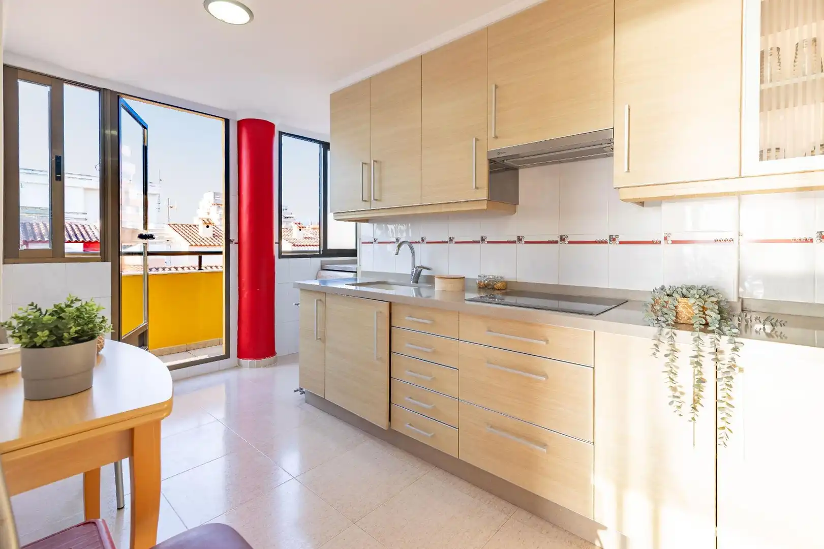 Cocina de Ático en venta en Tavernes de la Valldigna con Terraza, Trastero y Amueblado