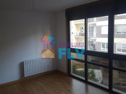 Dormitori de Apartament en venda en Ourense Capital  amb Traster