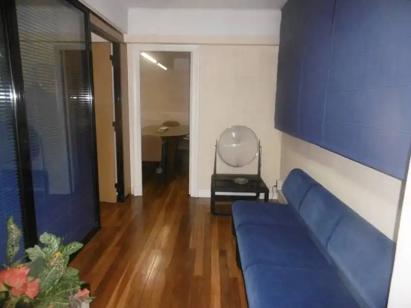 Büro mit Aufzug zum Verkauf in Calle Licenciado poza, imagen 6