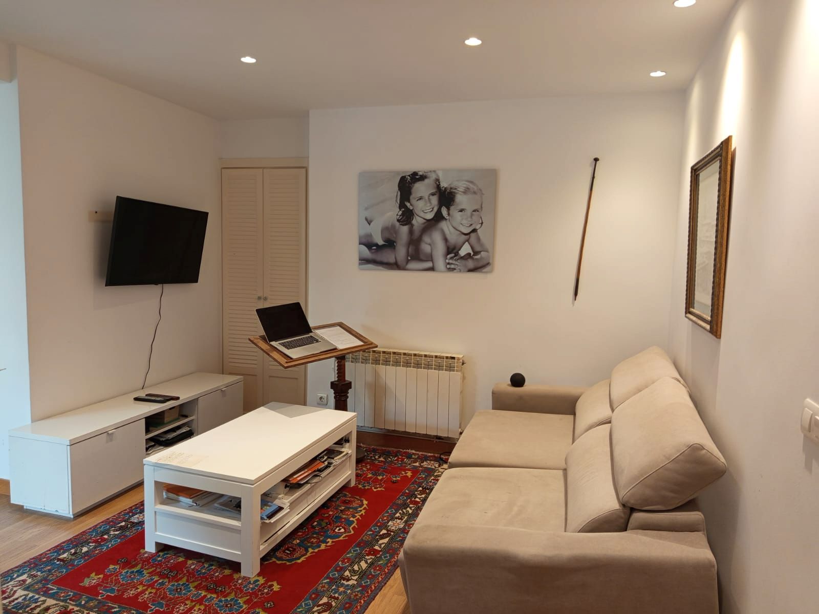 Sala d'estar de Pis en venda en Vitoria - Gasteiz amb Calefacció, Parquet i Traster