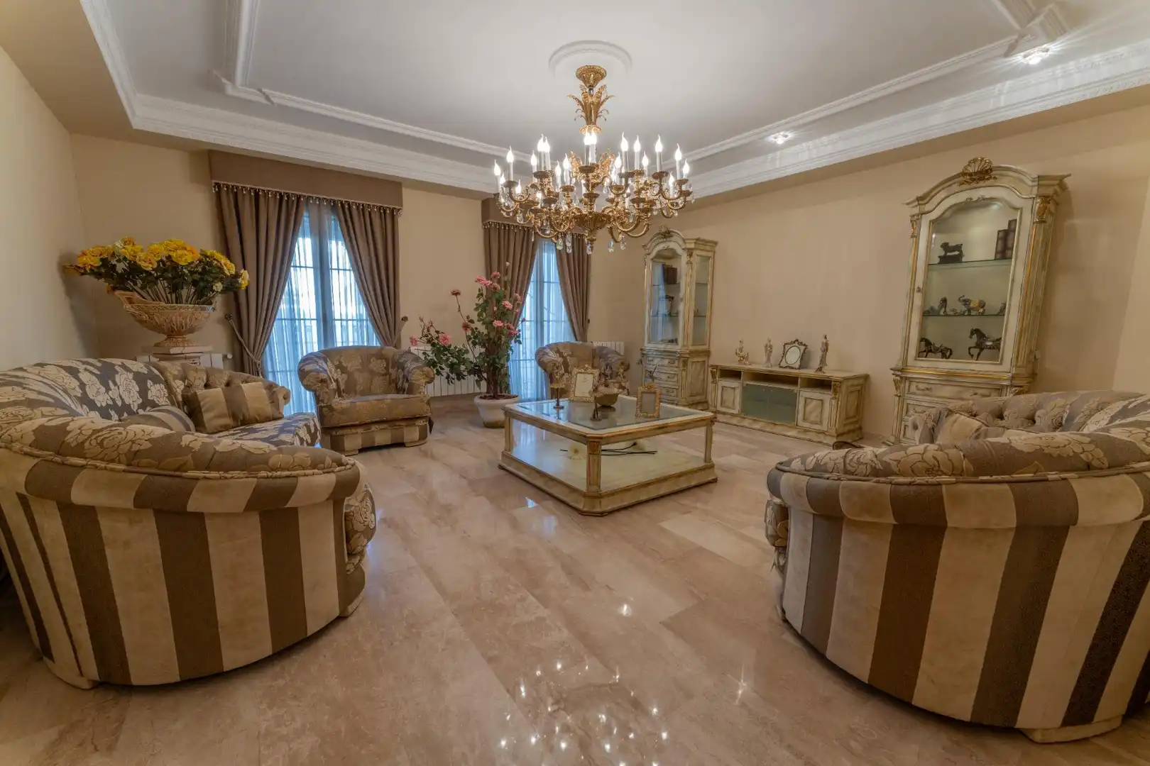 Sala de estar de Casa o chalet en venta en Huesa con Aire acondicionado, Calefacción y Trastero