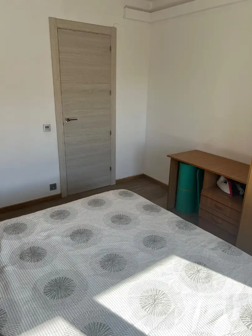 Dormitori de Pis en venda en Seròs amb Aire condicionat, Moblat i Forn