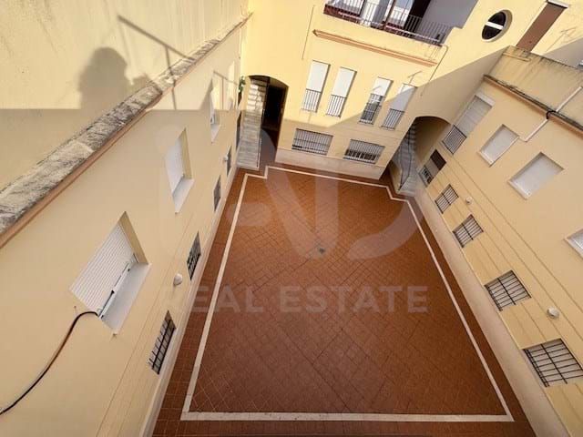 Exterior view of Flat for sale in Lepe  with Air Conditioner