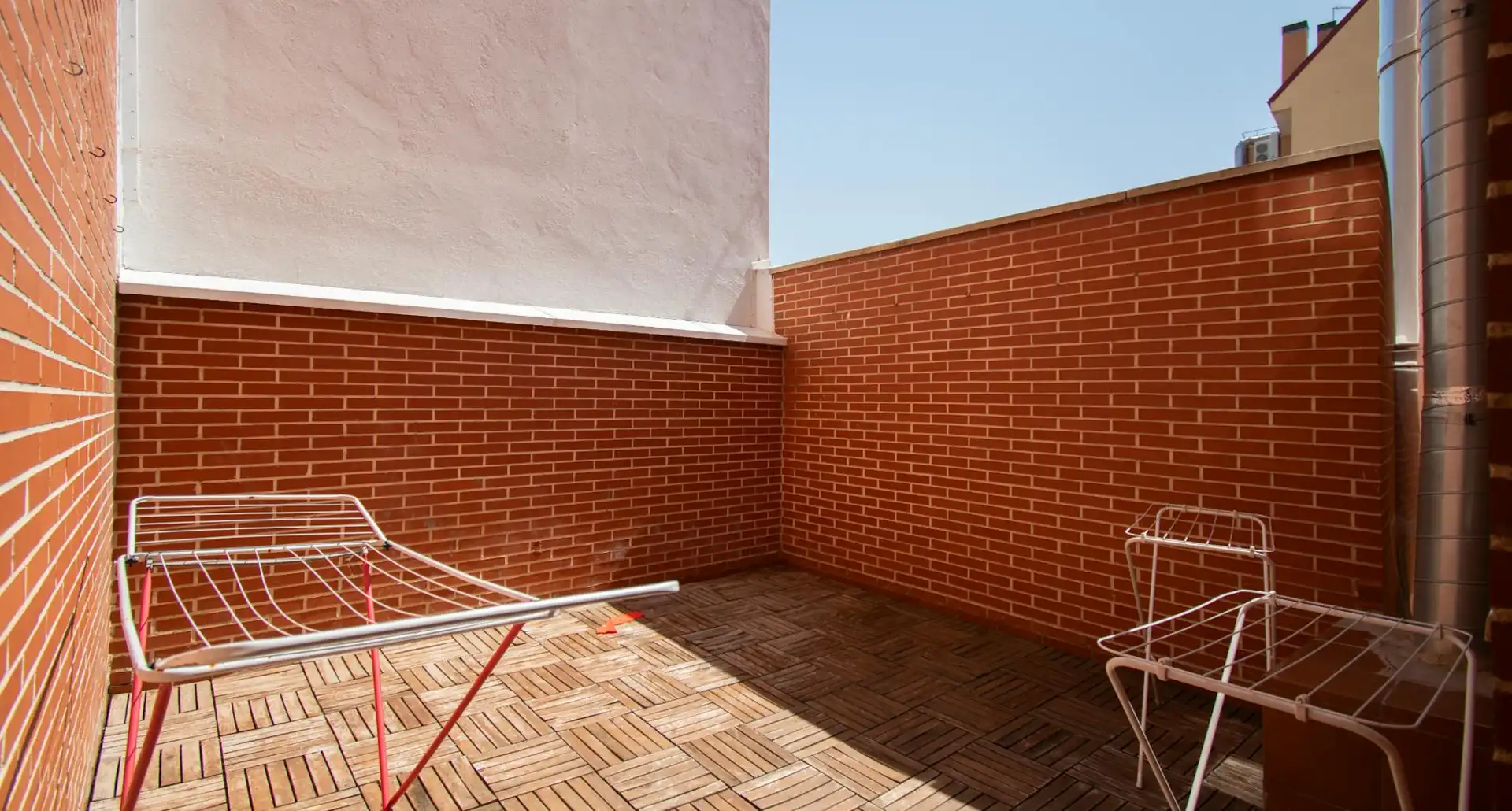 Terrace of Flat for share in Madrid  with Air Conditioner, Heating and Furnished
