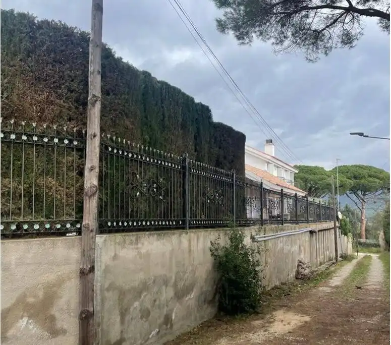 Villa avec piscine à vendre à Calle LLUIS BONET I GARI, imagen 2