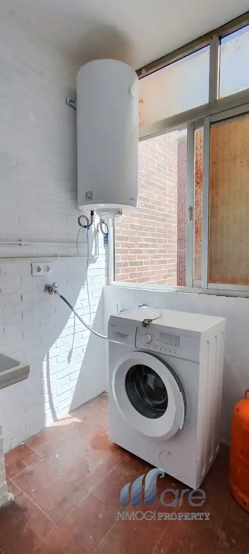 Terrasse von Wohnung zum Verkauf in Granada mit Klimaanlage, Privatgarten und Terrasse