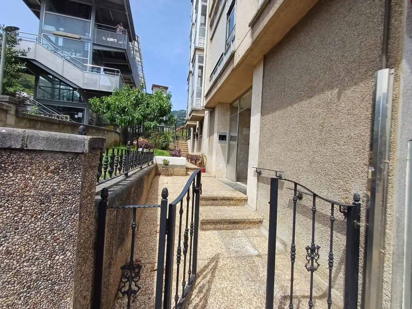 Flat for sale in N/A, Santa Marina - Polígono