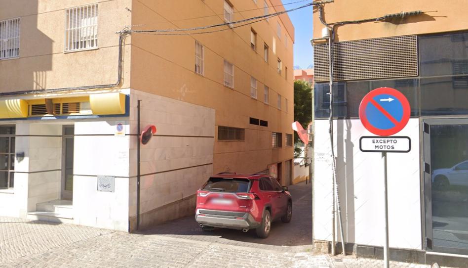 Photo 1 of Garage to rent in Calle Gonzalo Bilbao, 14, La Calzada - La Florida, Sevilla