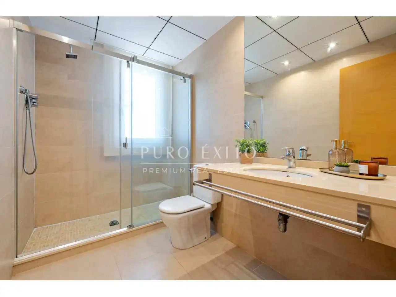 Bathroom of Houses for sale in Reus  with Air Conditioner, Heating and Private garden