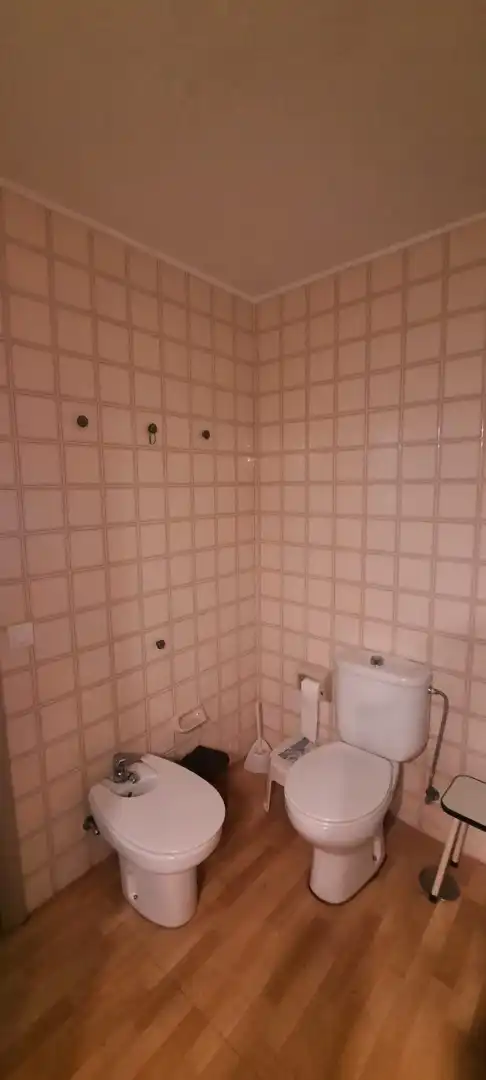 Baño de Apartamento en venta en Torremolinos con Calefacción, Lavadora y Balcón