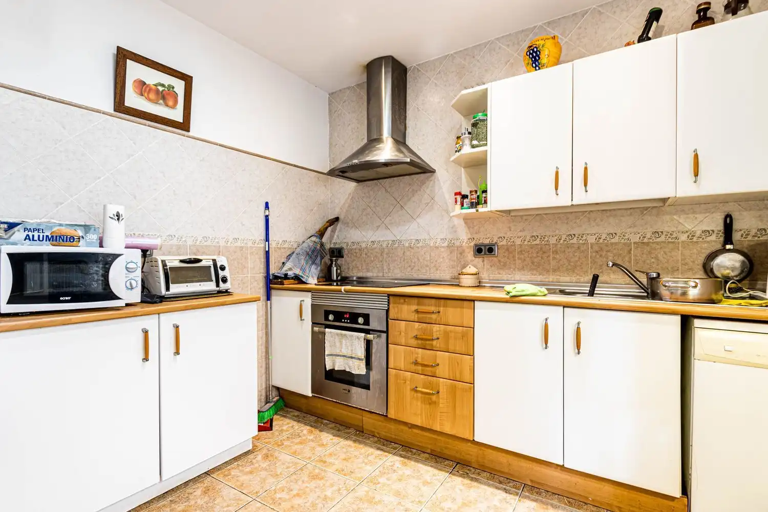 Kitchen of Houses for sale in Fuentelencina  with Air Conditioner and Storage room