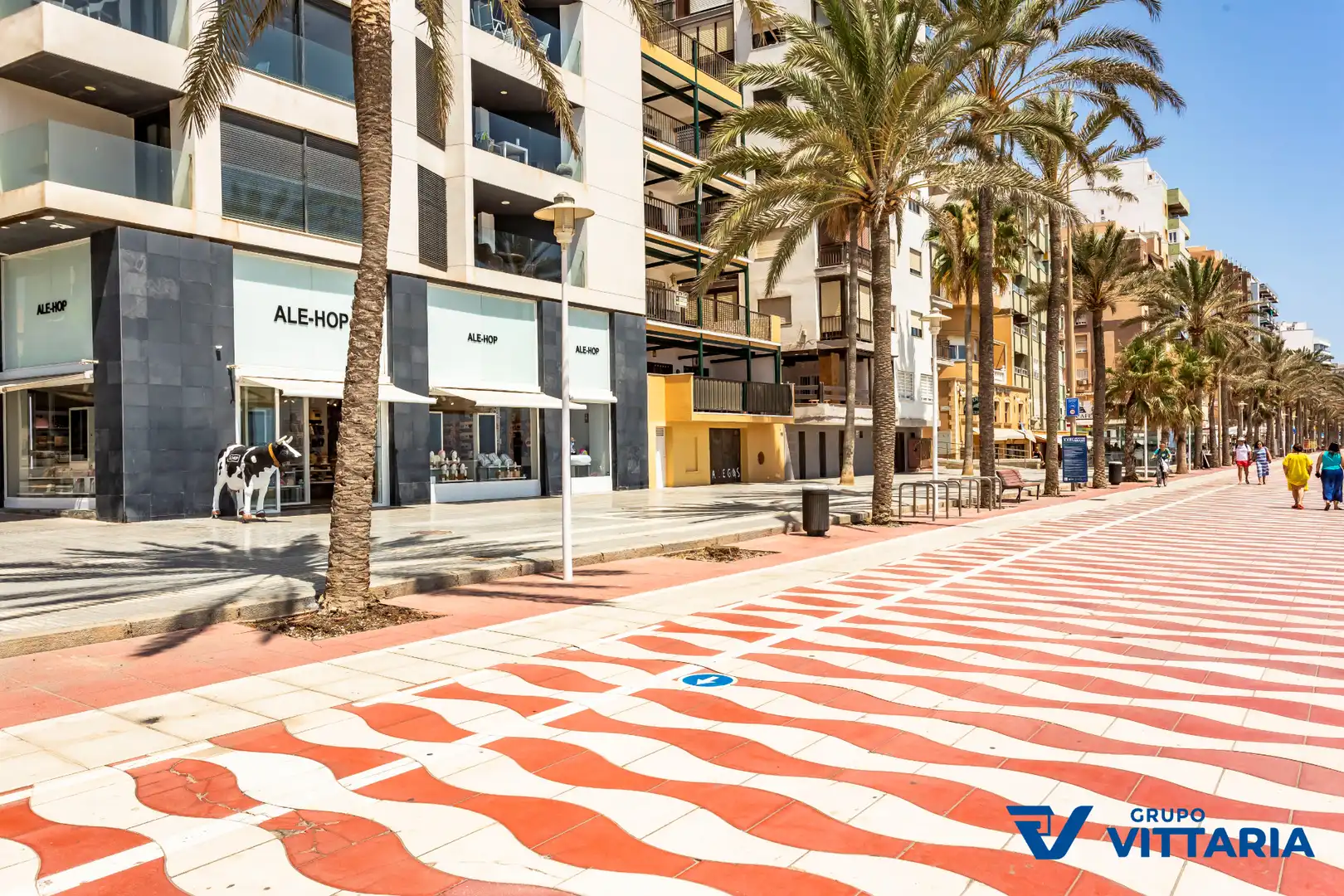 Vista exterior de Piso en venta en Almería con Aire acondicionado, Terraza y Trastero