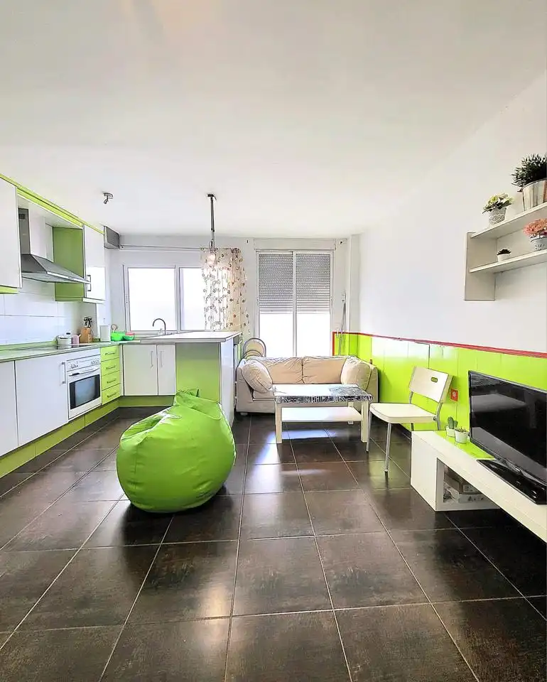 Living room of Flat for rent in Valencia  with Terrace, Furnished and Balcony