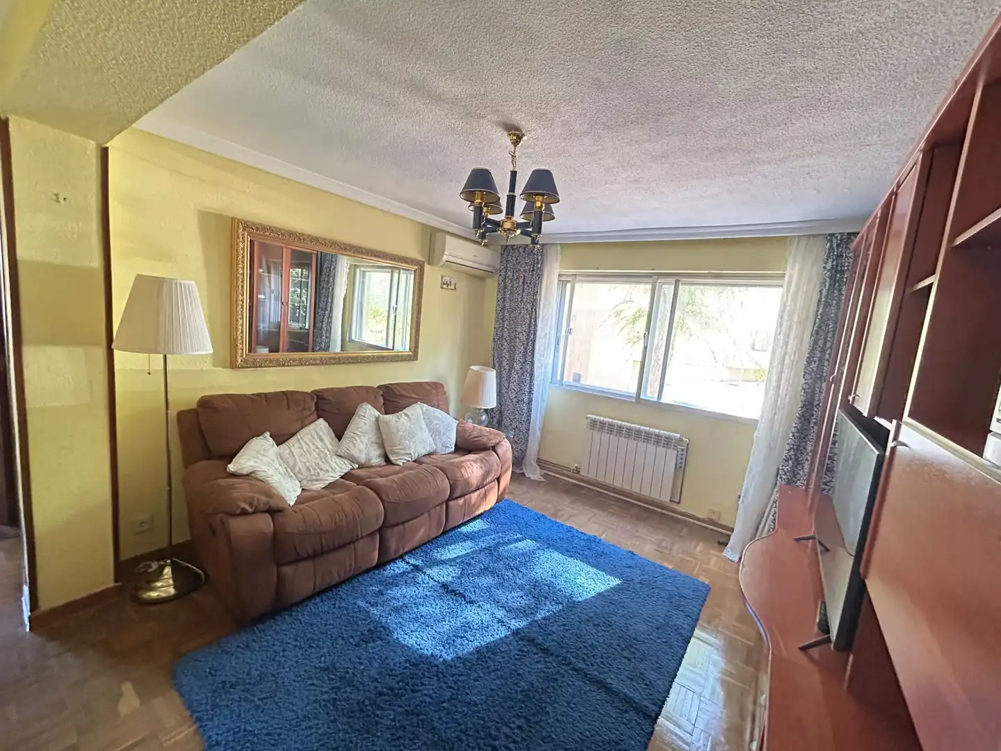 Sala de estar de Piso de alquiler en Madrid con Aire acondicionado, Calefacción y Amueblado