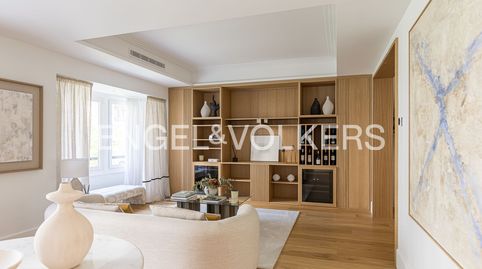 Foto 4 de Piso en venta en Recoletos, Madrid Capital