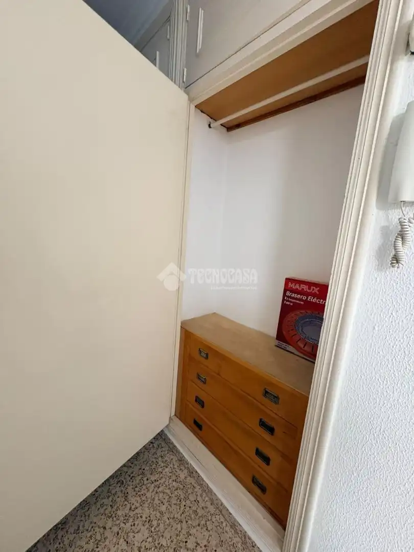 Bedroom of Flat for rent in Casco Antiguo