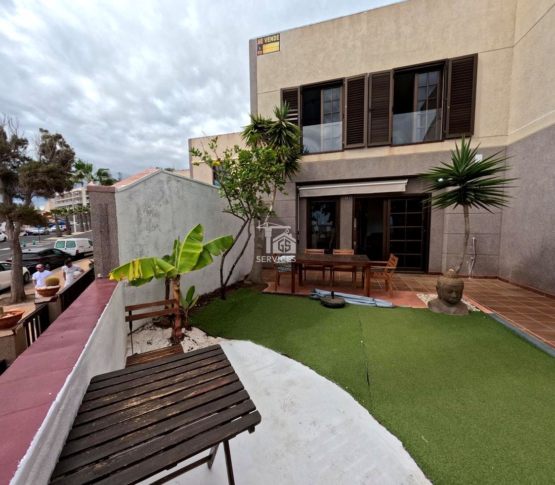 Terrassa de Casa o xalet en venda en Granadilla de Abona amb Jardí privat, Terrassa i Traster