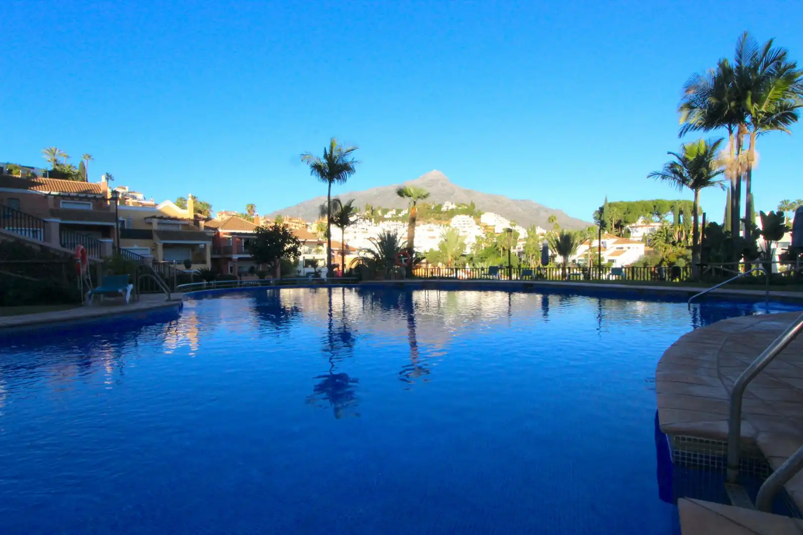 Casa a schiera con terrazza in vendita a Nueva Andalucía, imagen 5