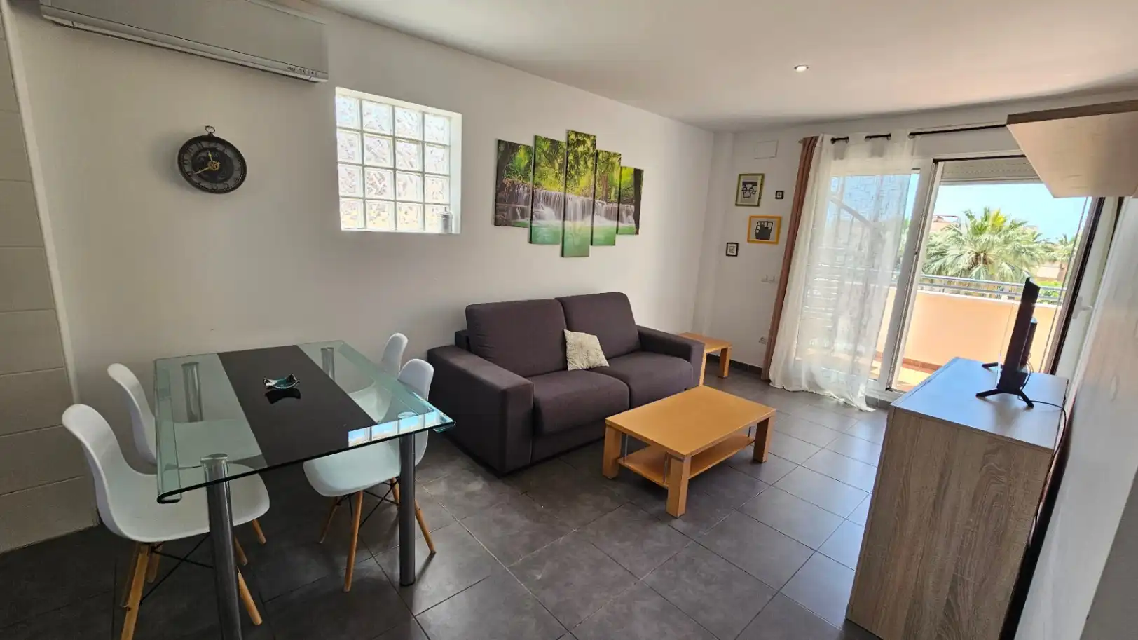 Wohnzimmer von Dachboden zum Verkauf in Alcalà de Xivert mit Klimaanlage, Heizung und Privatgarten