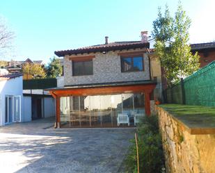 Exterior view of House or chalet for sale in Piélagos  with Heating, Private garden and Parquet flooring